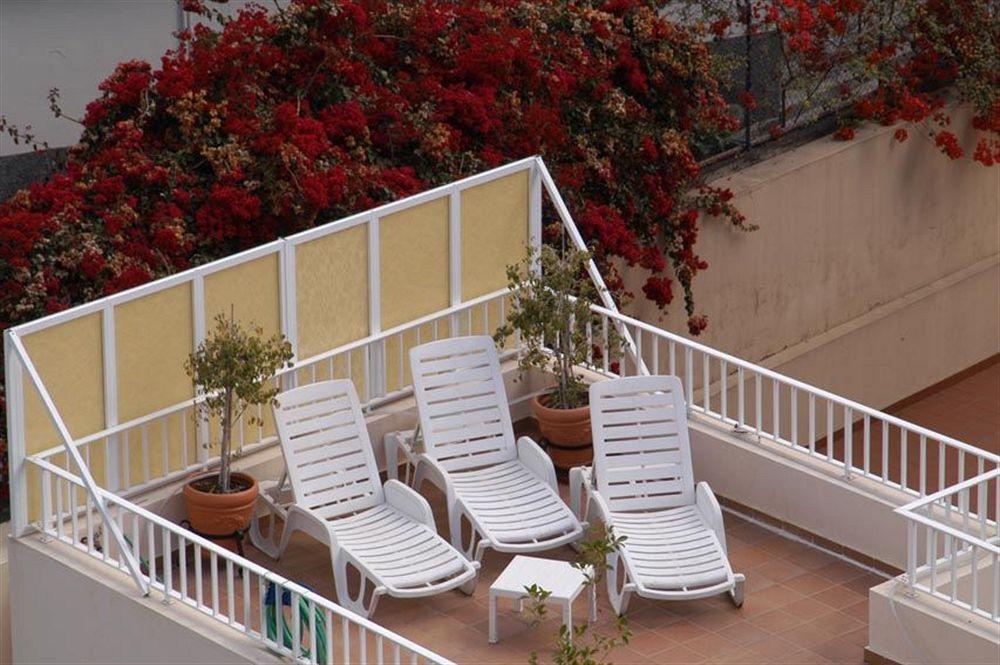 Bed and Breakfast Residencial Colombo Funchal  Zewnętrze zdjęcie