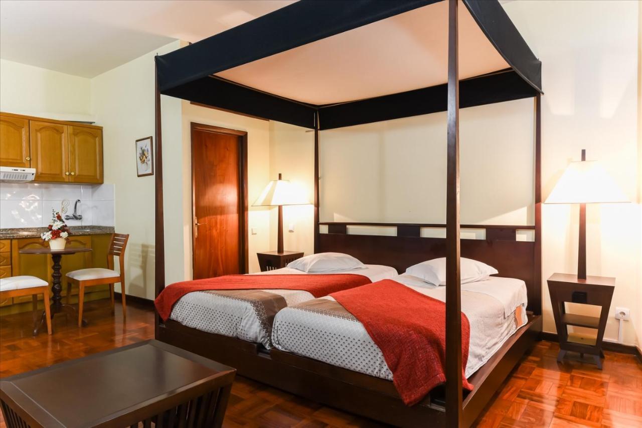 Bed and Breakfast Residencial Colombo Funchal  Zewnętrze zdjęcie