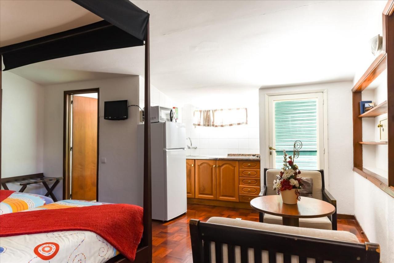 Bed and Breakfast Residencial Colombo Funchal  Zewnętrze zdjęcie